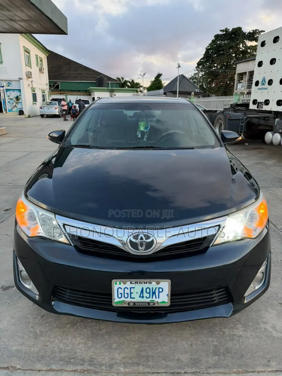 Toyota Camry XLE 4dr Sedan (2.5L 4cyl 6A) 2014 Black