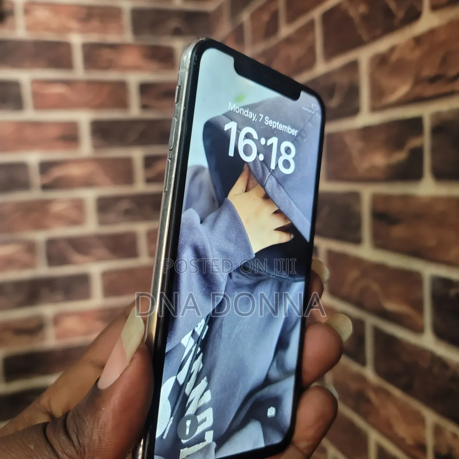Apple iPhone X 64 GB White