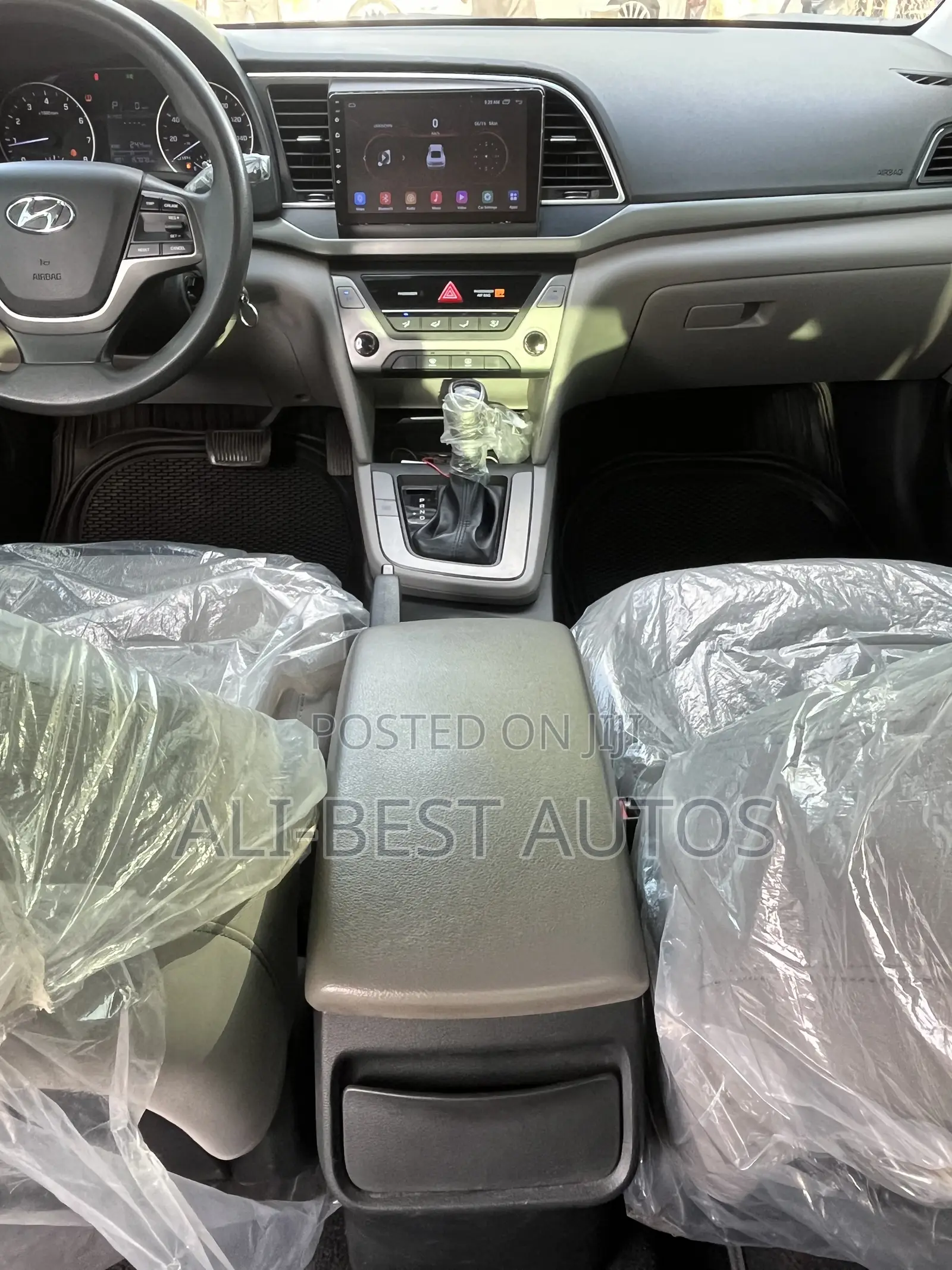 Hyundai Elantra 2017 White
