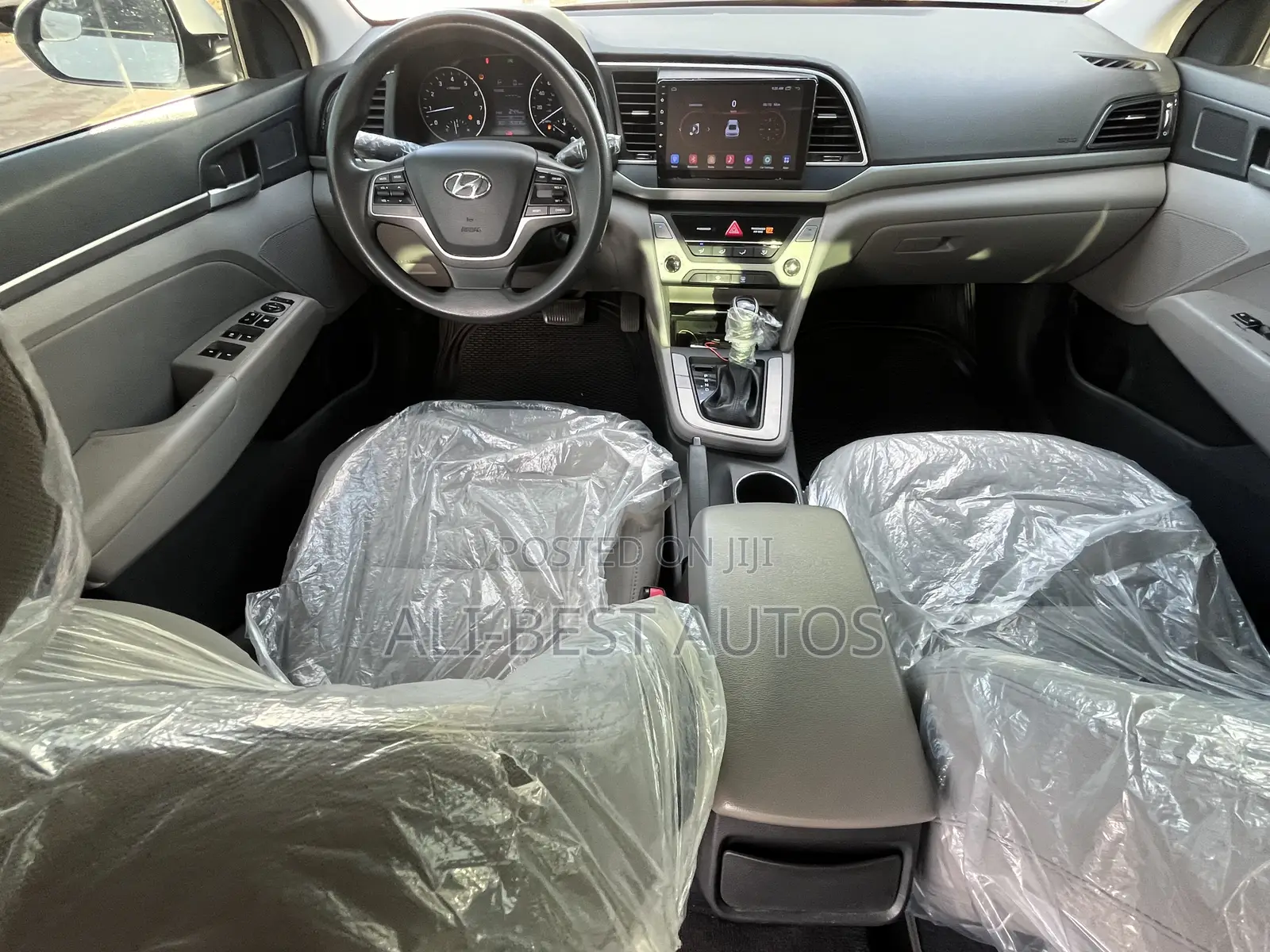 Hyundai Elantra 2017 White