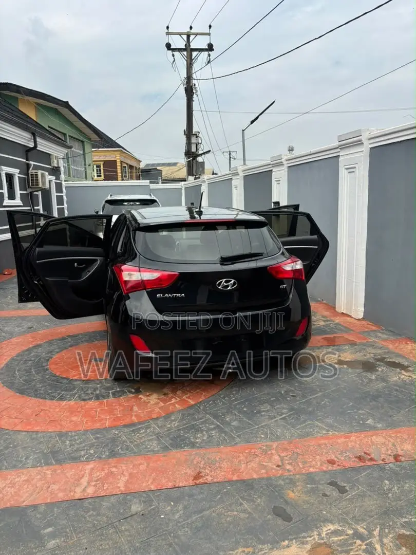 Hyundai Elantra GT 2013 Black