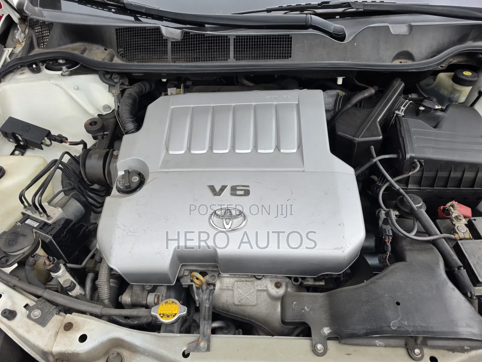 Toyota Venza V6 AWD 2010 White