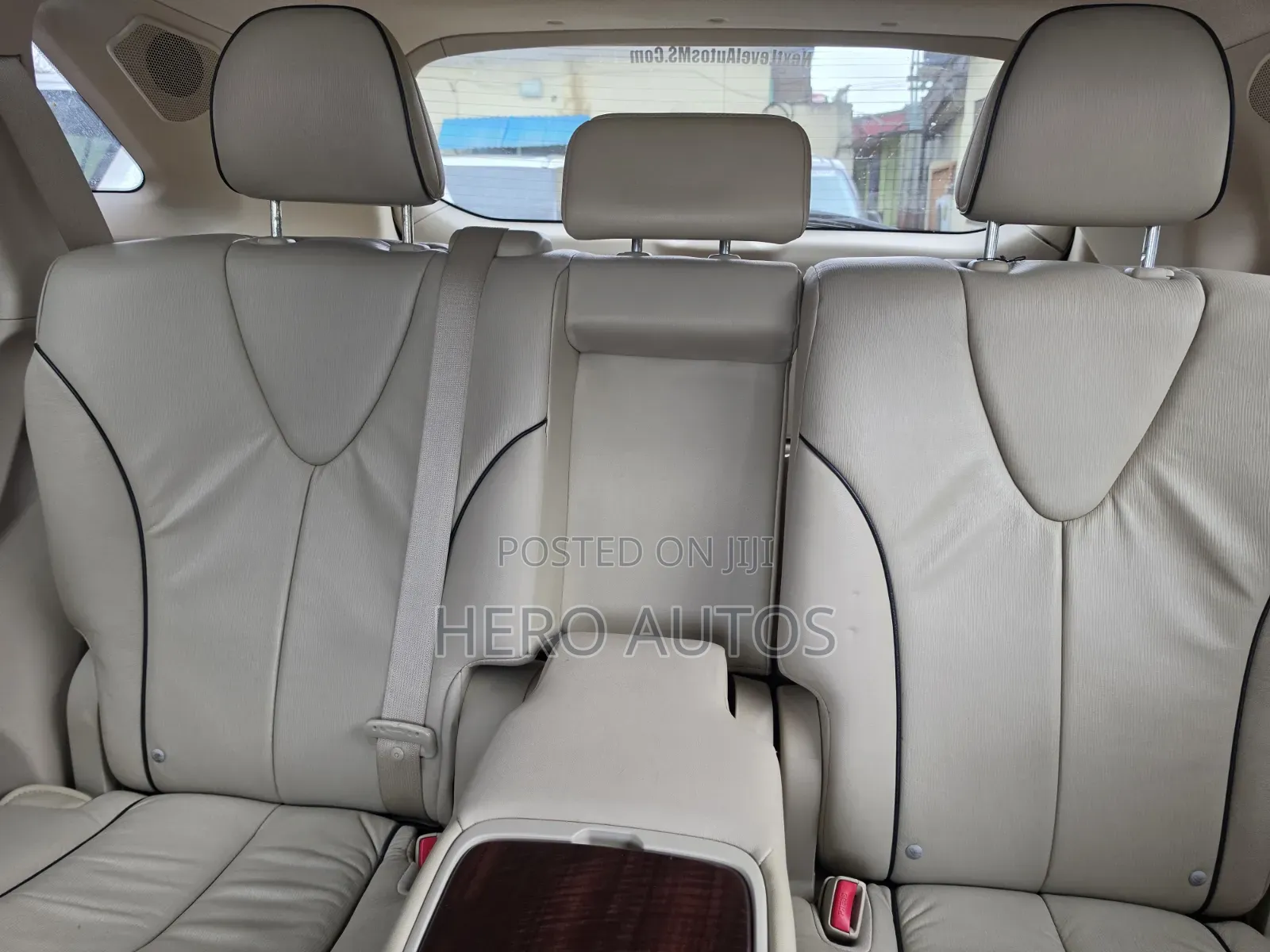Toyota Venza V6 AWD 2010 White