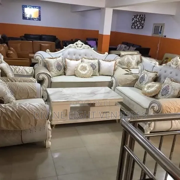 Beautiful 7 Seaters Royal Sofa Set