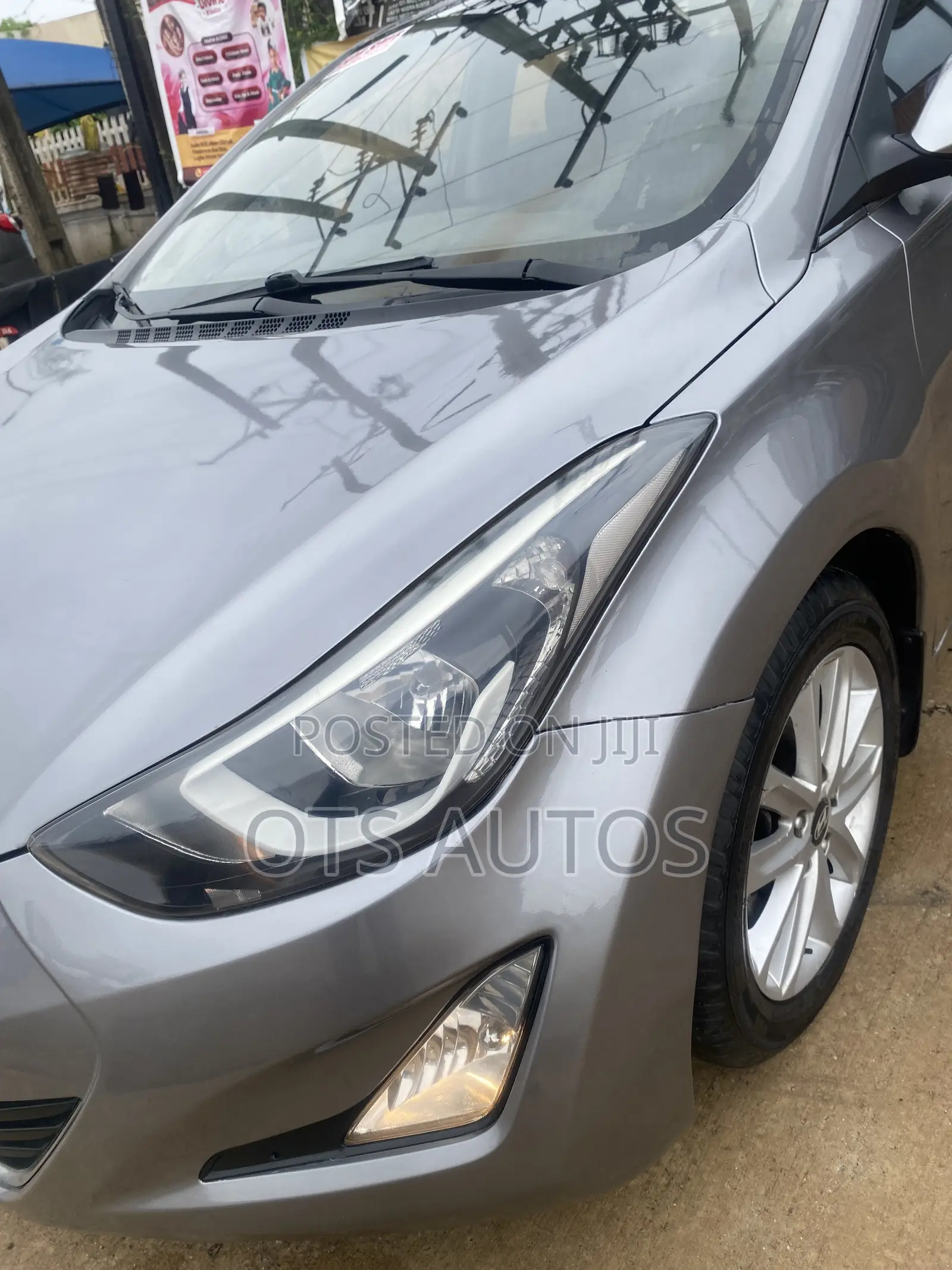 Hyundai Elantra GLS Sedan FWD (1.8L 4cyl 6M) 2013 Gray