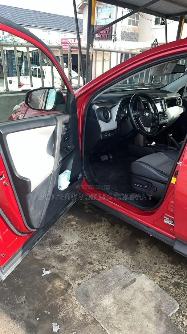 Toyota RAV4 Limited 4dr SUV AWD (2.5L 4cyl 6A) 2014 Red