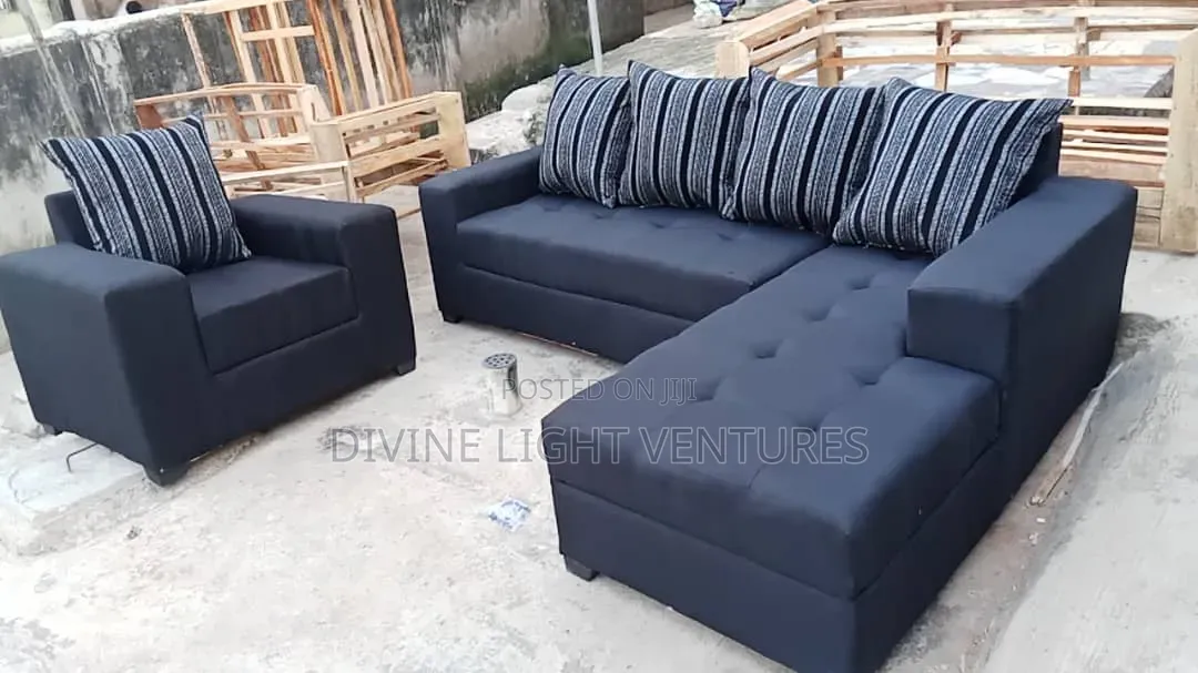 Beautiful Made 7 Seaters L Shape Sofa and Pillows