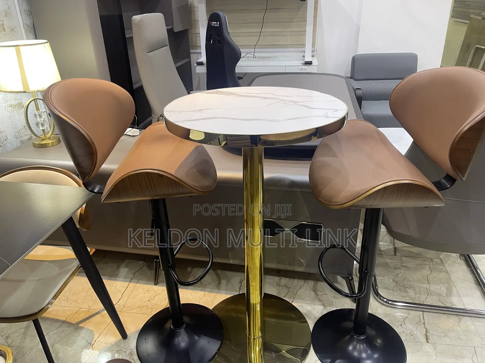 Governor’s Table/ Quality /Foreign /Ttable