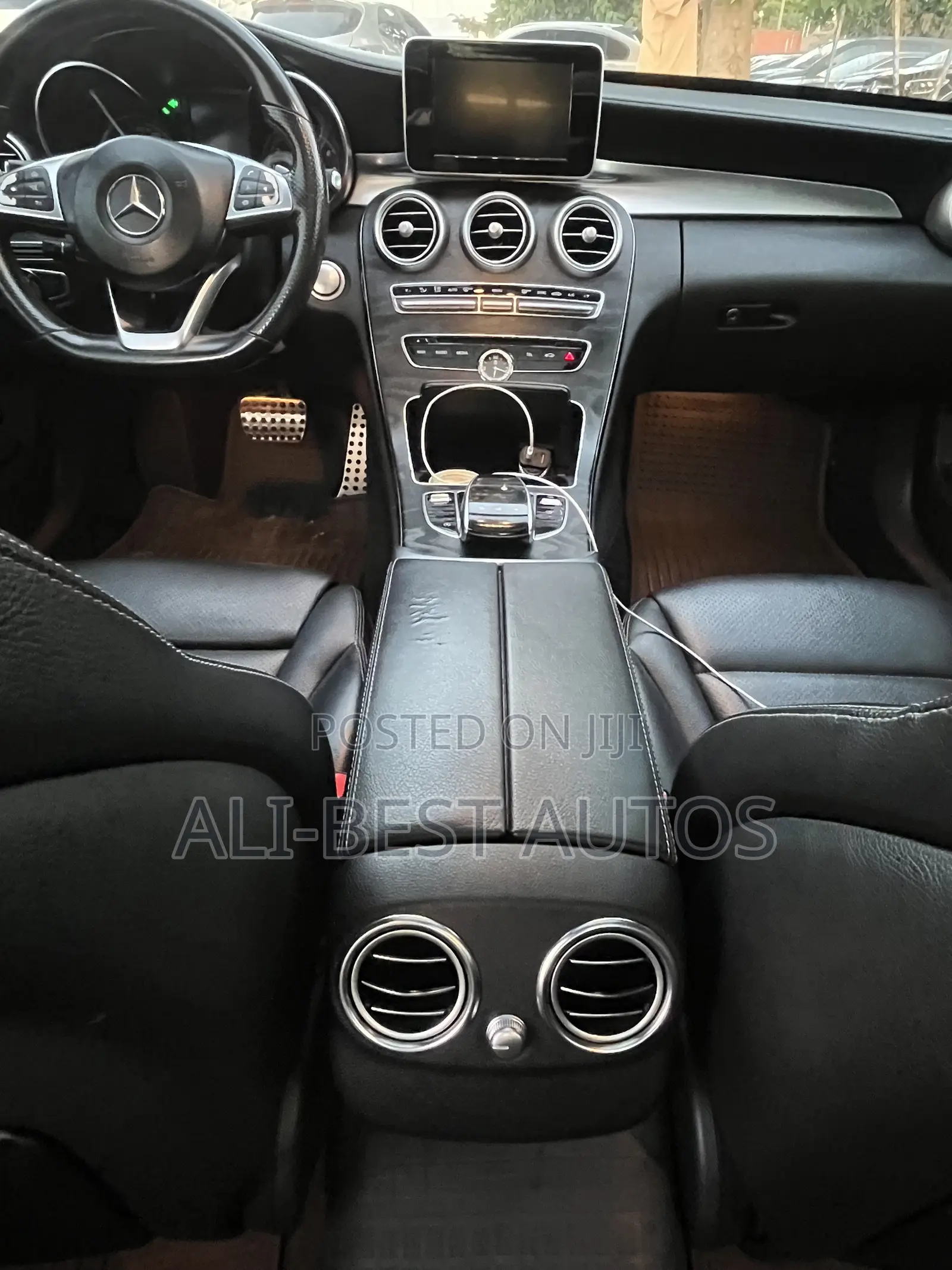 Mercedes-Benz C300 2015 White