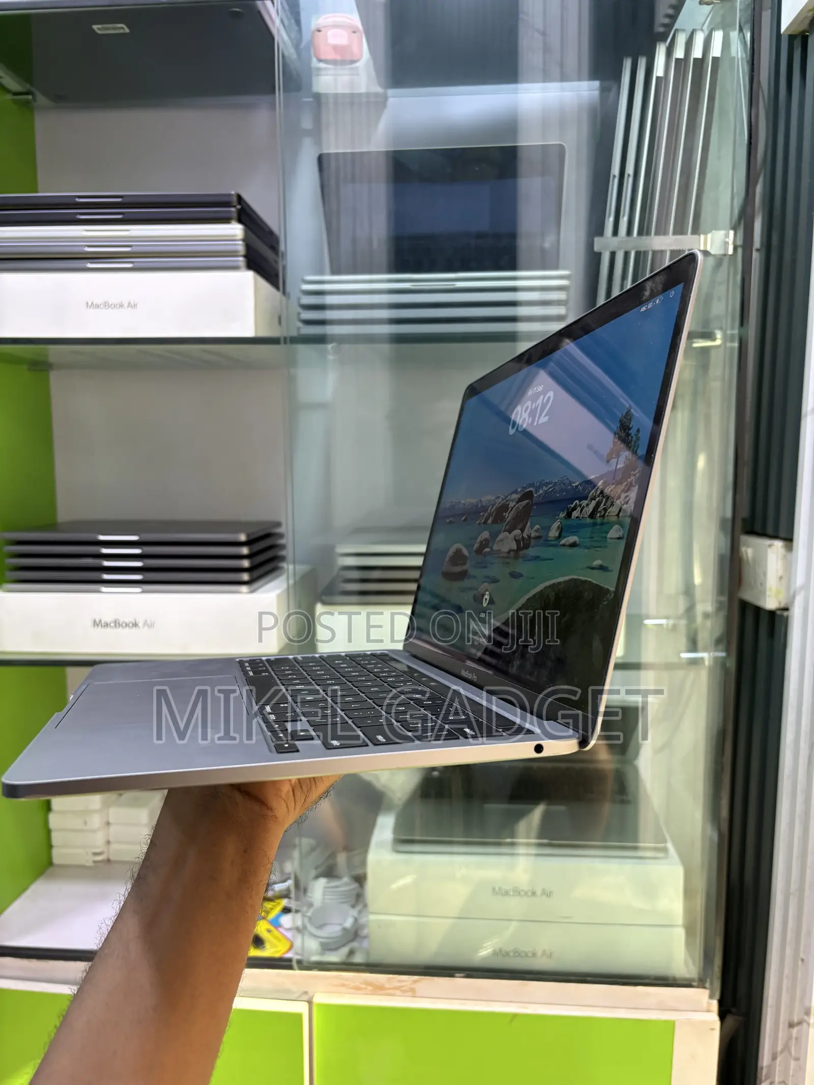 Laptop Apple MacBook Air 2022 M2 8GB Apple M2 SSD 256GB