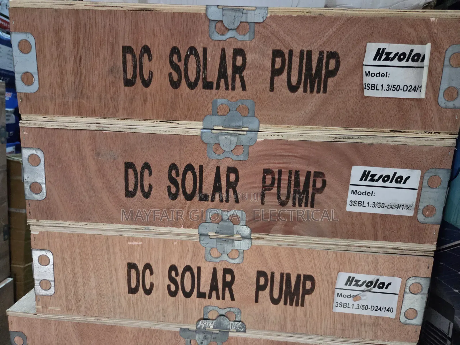 Hzsolar DC Submersible Solar Water Pumps (Model: 3sbl1.3/50-D24/140
