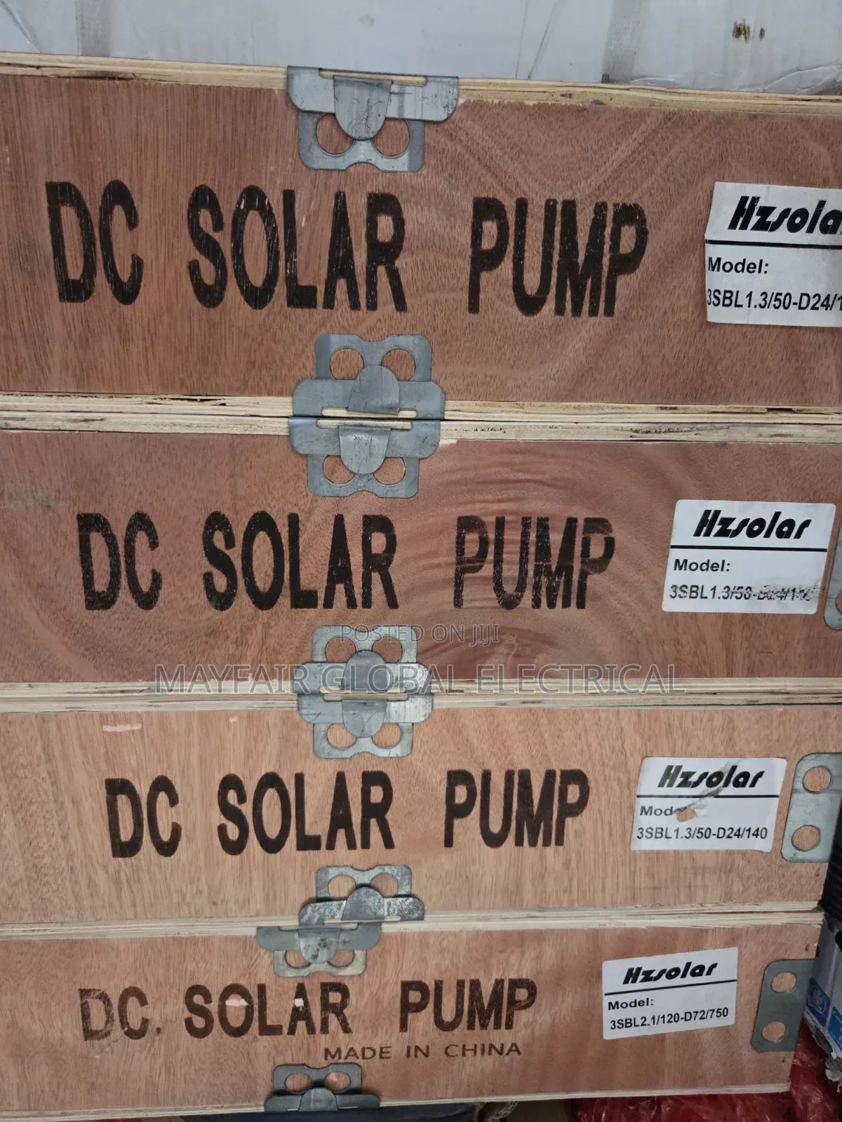 Hzsolar DC Submersible Solar Water Pumps (Model: 3sbl1.3/50-D24/140