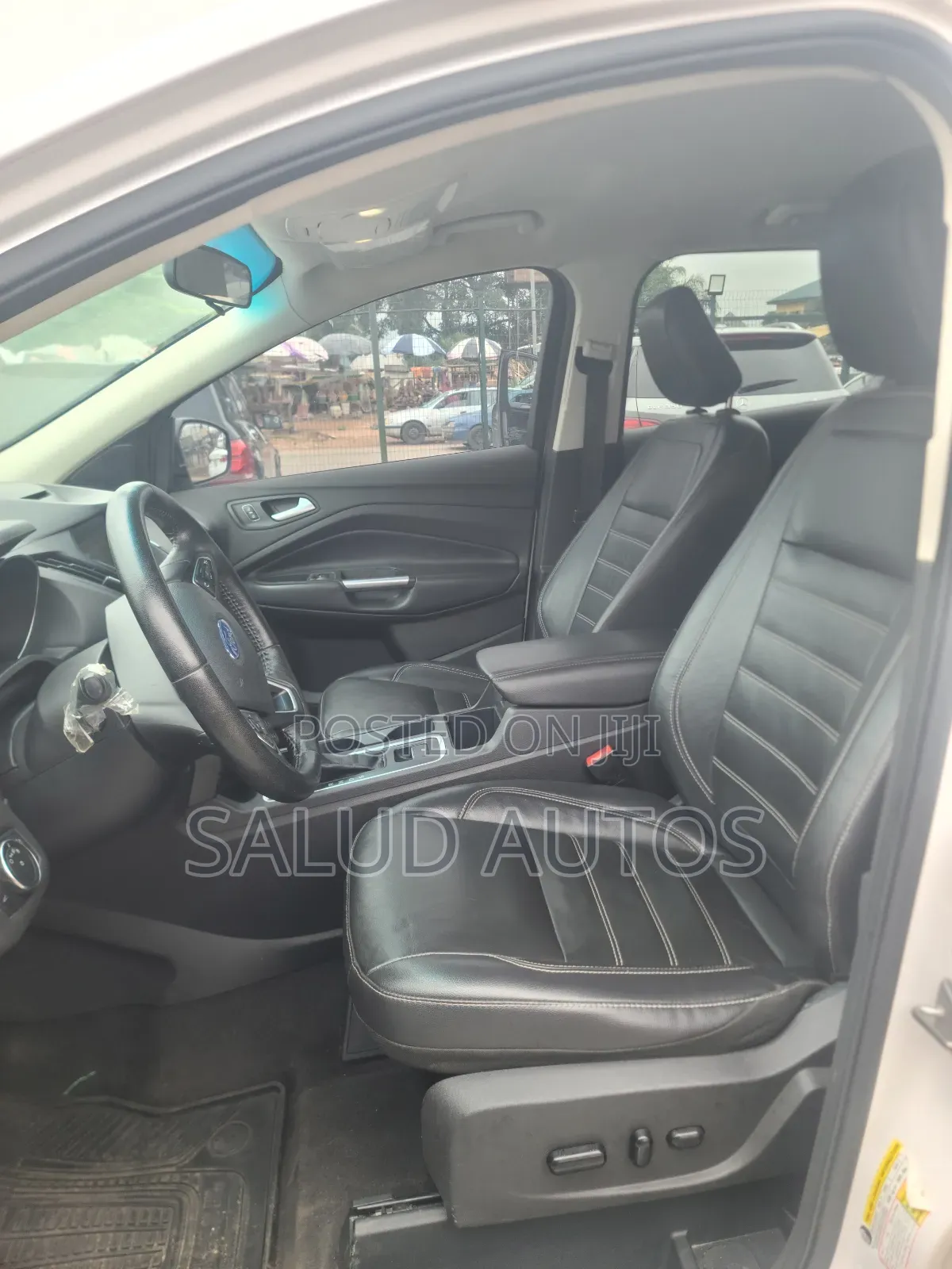 Ford Escape SEL FWD 2019 White
