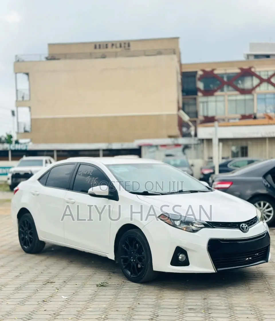 Toyota Corolla 2016 White