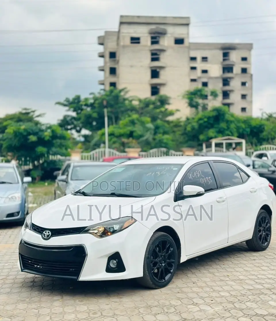 Toyota Corolla 2016 White