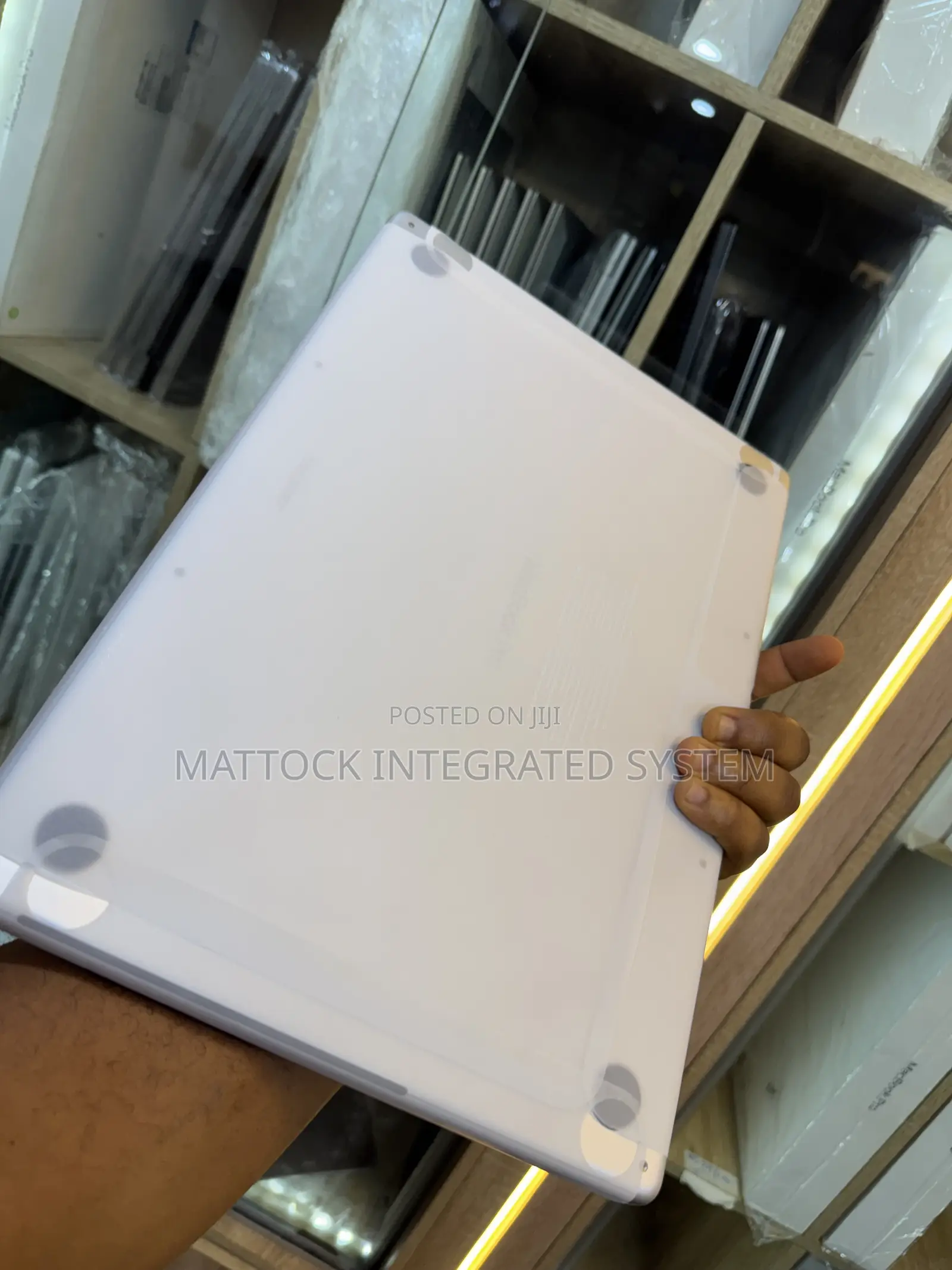 New Laptop Apple MacBook Pro 2024 M4 Pro 48GB Apple M4 SSD 1T