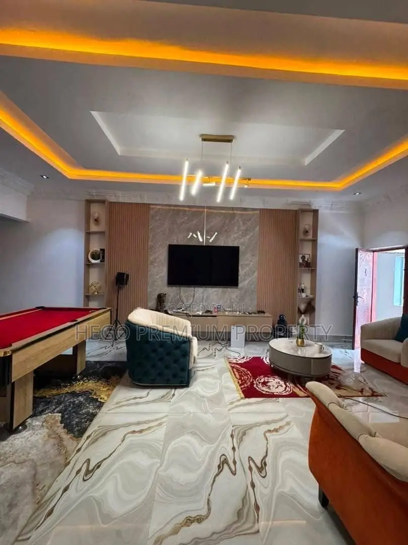 2bdrm Apartment in ๐ Cedarwood Estate,, Obio-Akpor for sale