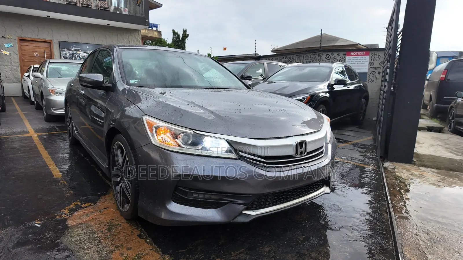 Honda Accord Sport 4dr Sedan FWD (2.4L 4cyl 2A) 2017 Gray