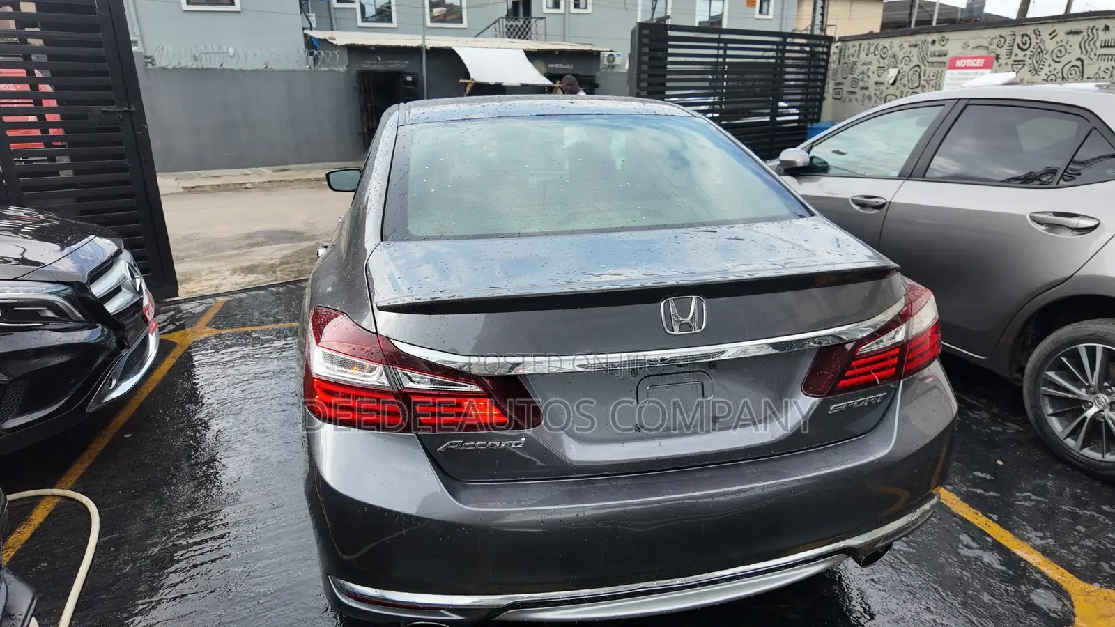 Honda Accord Sport 4dr Sedan FWD (2.4L 4cyl 2A) 2017 Gray