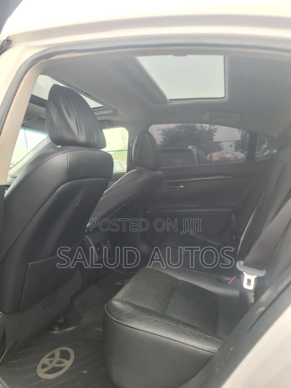 Lexus ES 350 FWD 2018 White