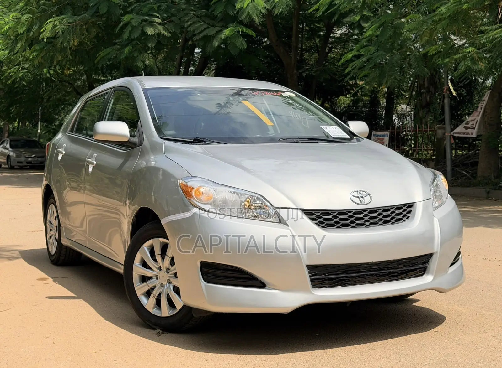 Toyota Matrix S Hatchback AWD (2.4L 4cyl 4A) 2009 Silver