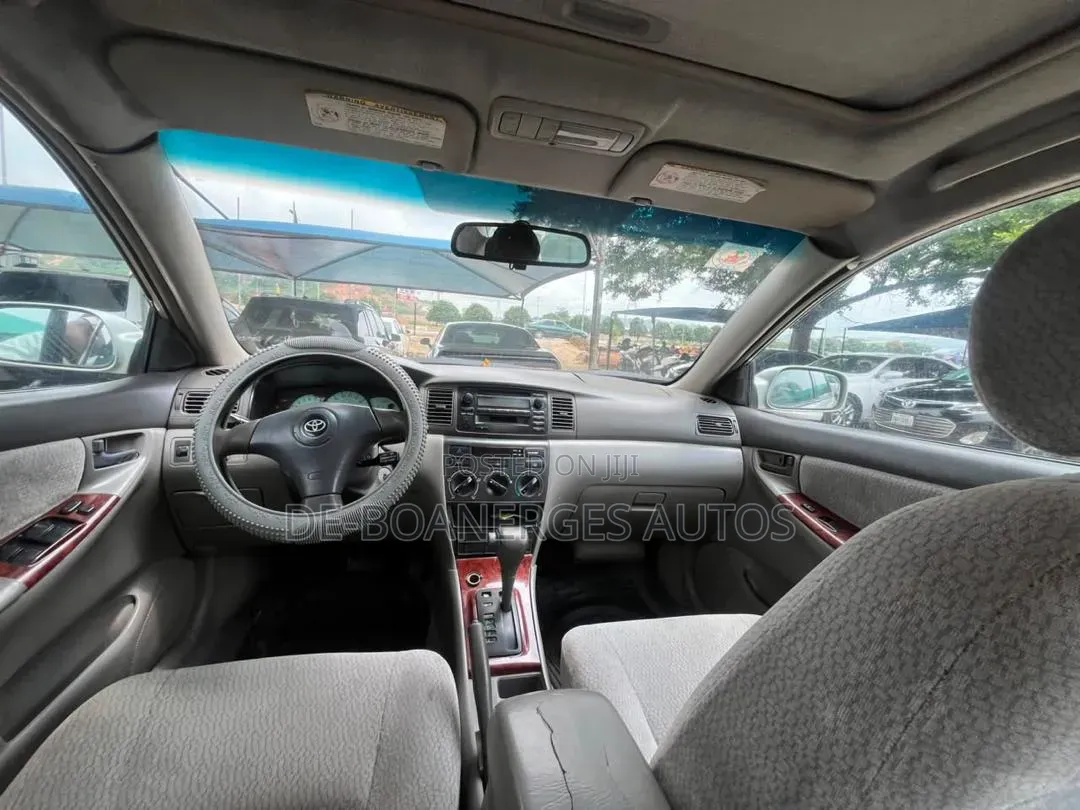 Toyota Corolla 2005
