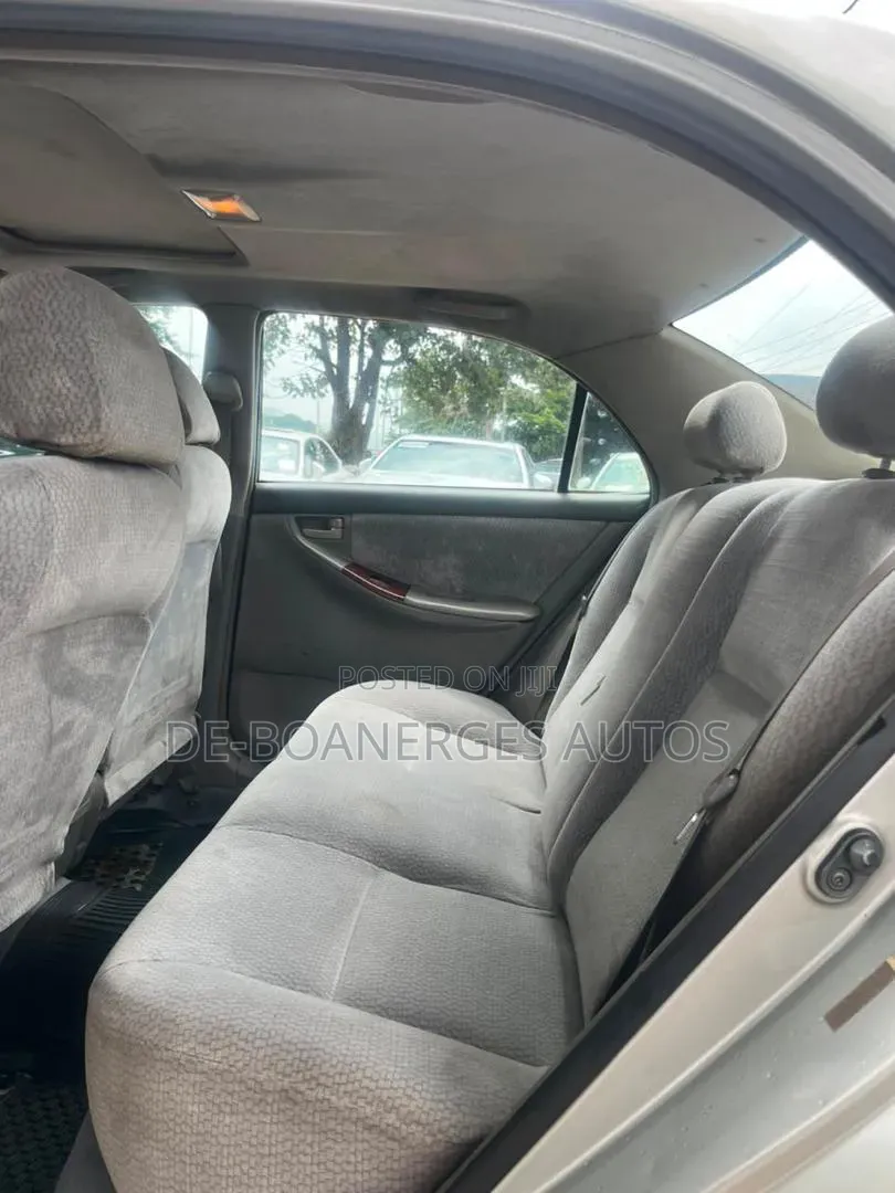 Toyota Corolla 2005