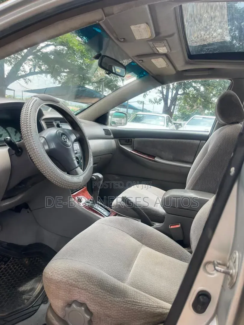 Toyota Corolla 2005