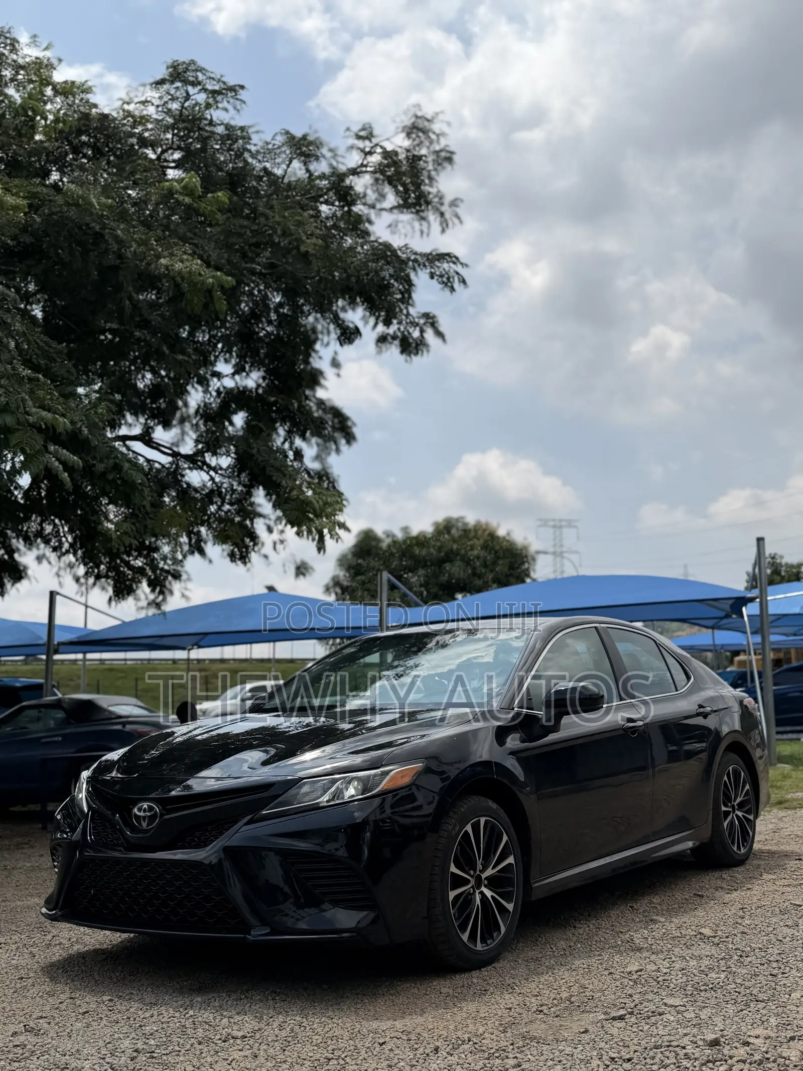Toyota Camry SE FWD 2020 Black