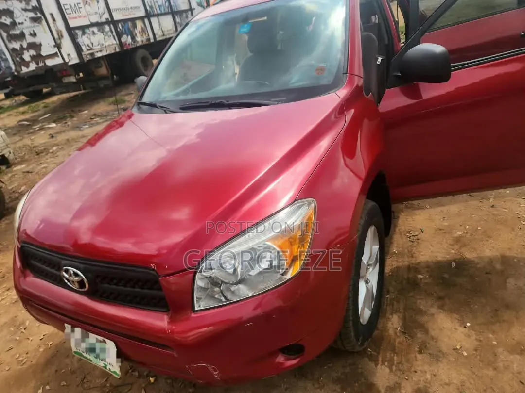 Toyota RAV4 2008 Red