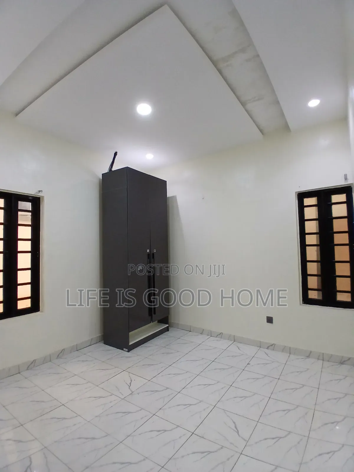 1bdrm Shared Apartment in Creek  Villa Estate, Chevron for rent