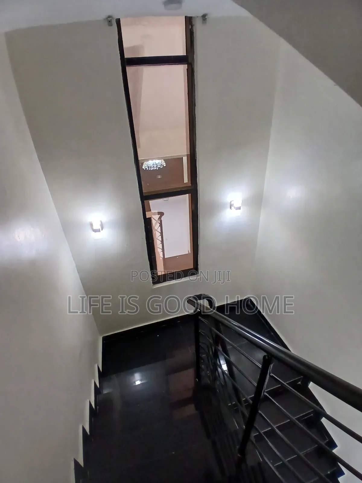 1bdrm Shared Apartment in Creek  Villa Estate, Chevron for rent