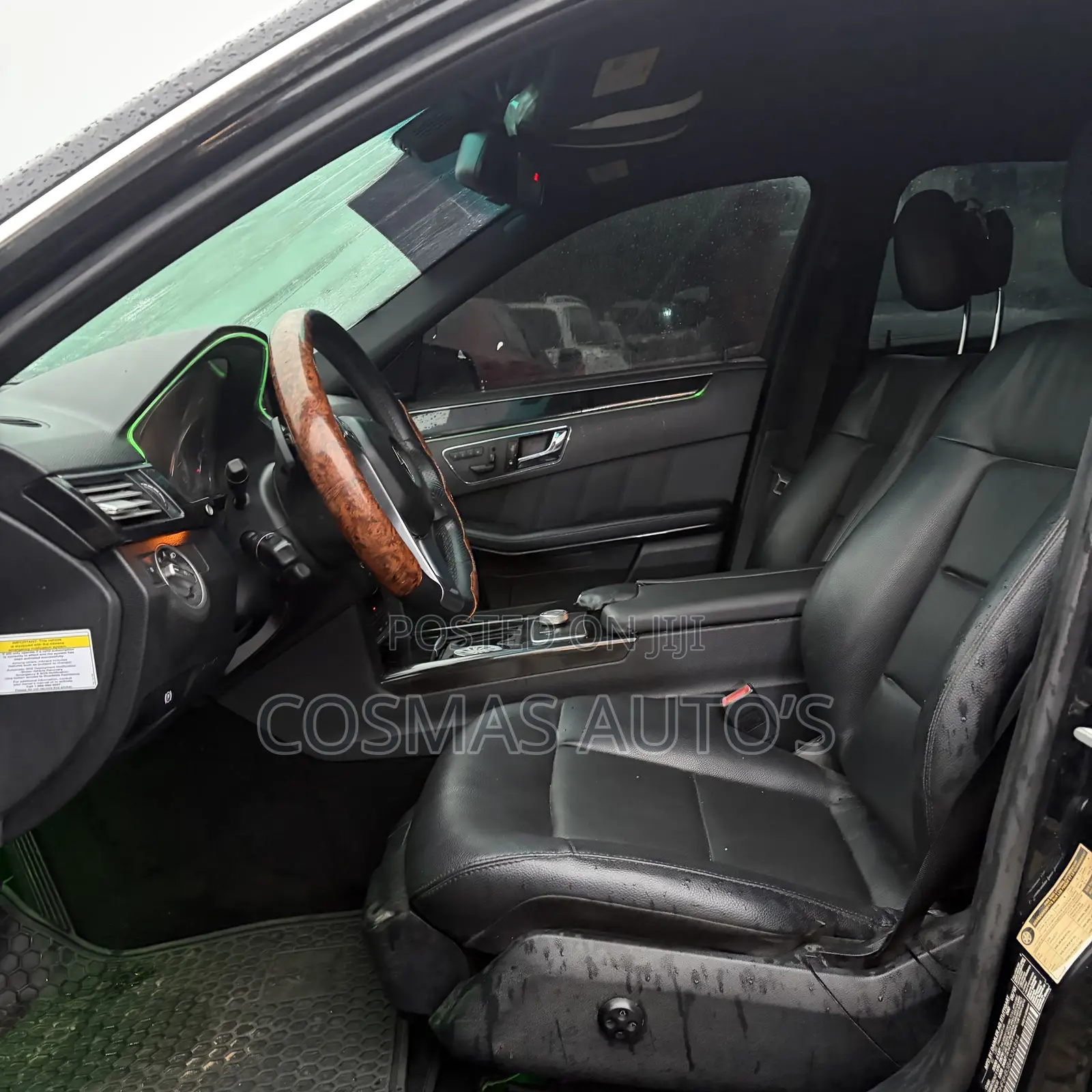 Mercedes-Benz E350 Base 4Matic Sedan AWD (3.5L 6cyl 7A) 2011 Black