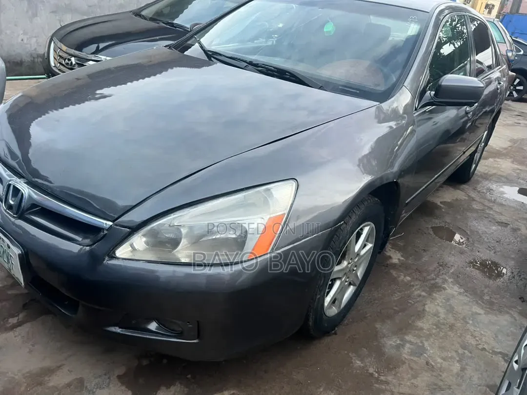 Honda Accord 2.0 Comfort 2005 Gray