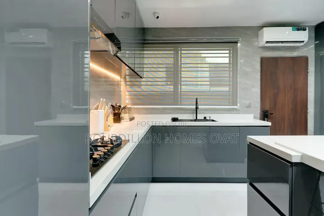 Furnished 4bdrm Apartment in Ikate Lekki Lagos for sale