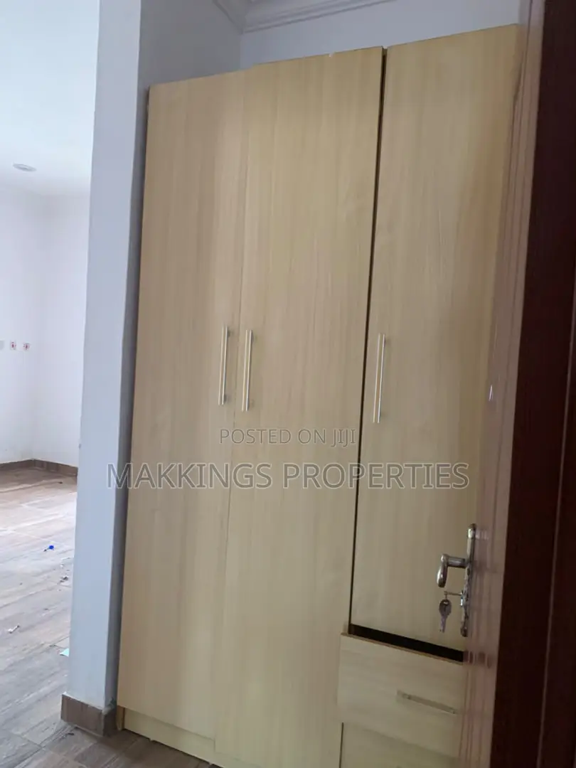 2bdrm Apartment in Agungi for rent