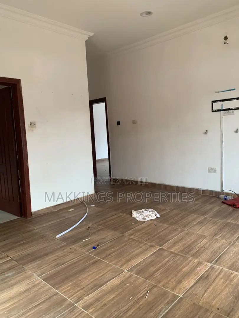 2bdrm Apartment in Agungi for rent