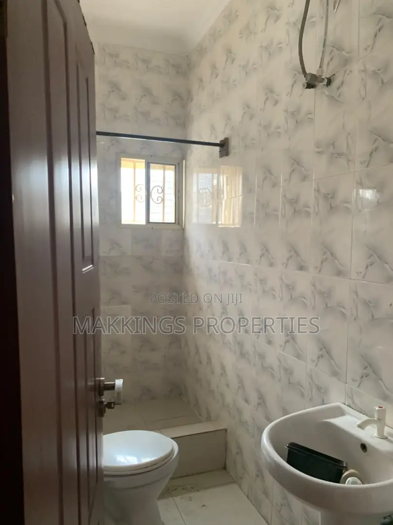 2bdrm Apartment in Agungi for rent