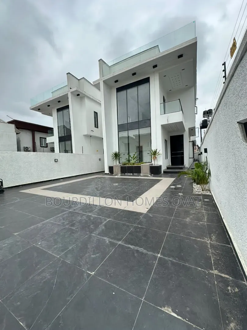 5bdrm Duplex in Ikota Lekki Lagos for sale
