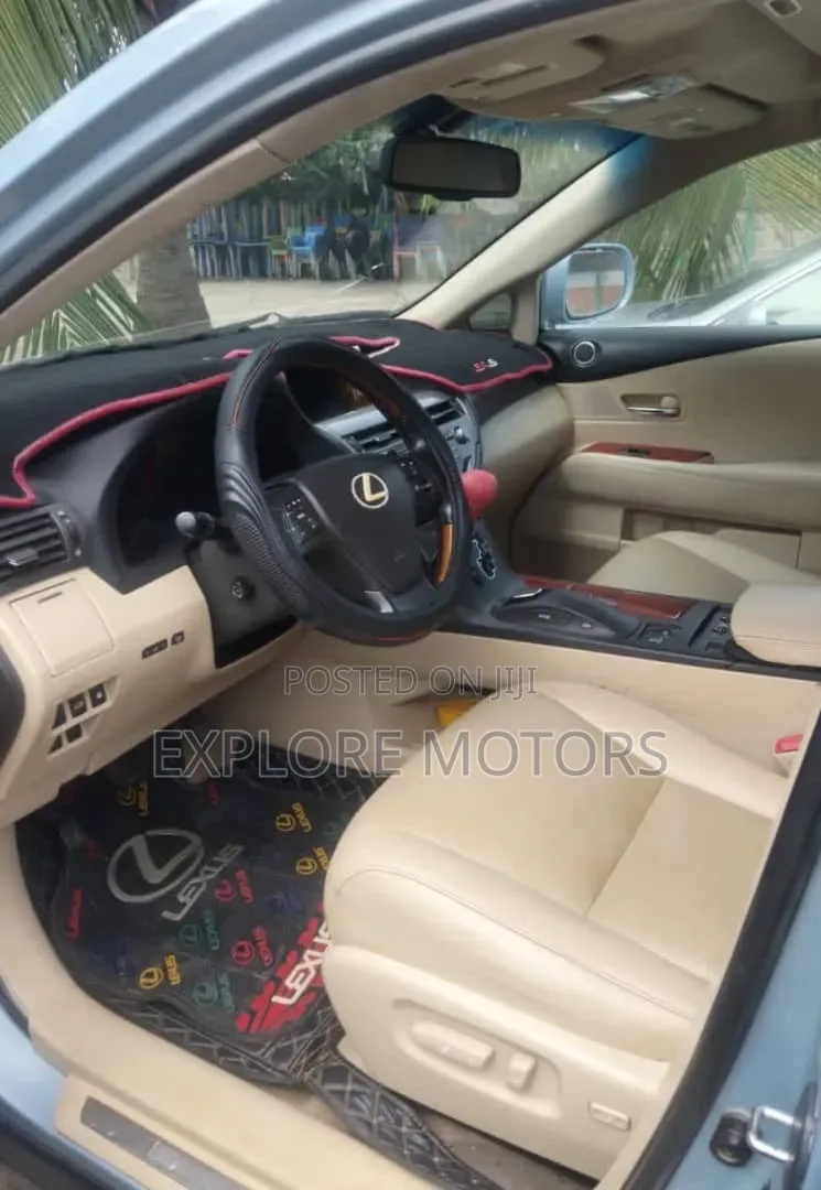 Lexus RX 2011 Blue