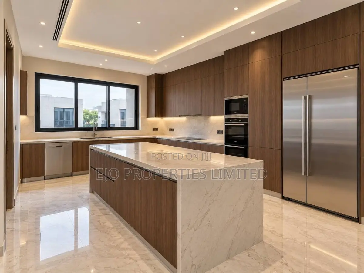 5bdrm Duplex in Old Ikoyi for sale
