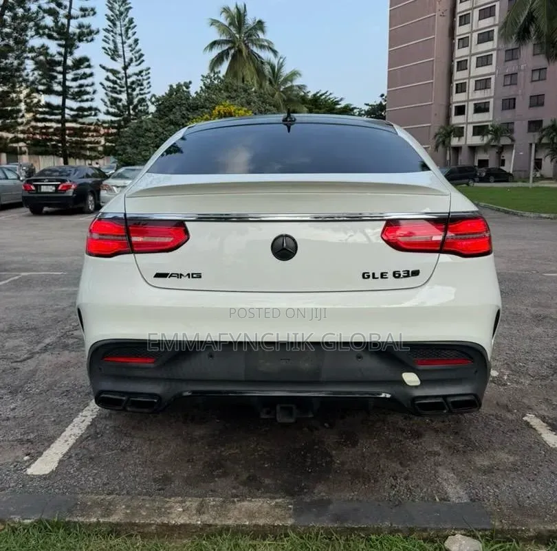Mercedes-Benz GLE-Class 2017 White
