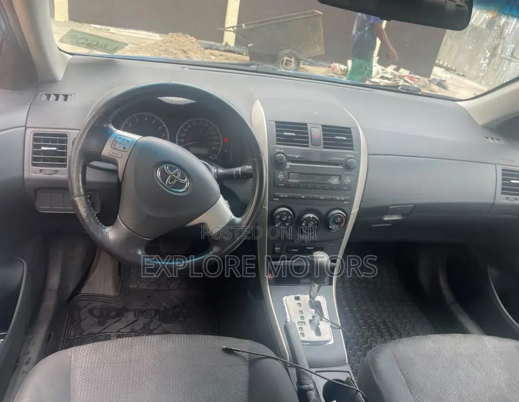 Toyota Corolla 2009 Blue