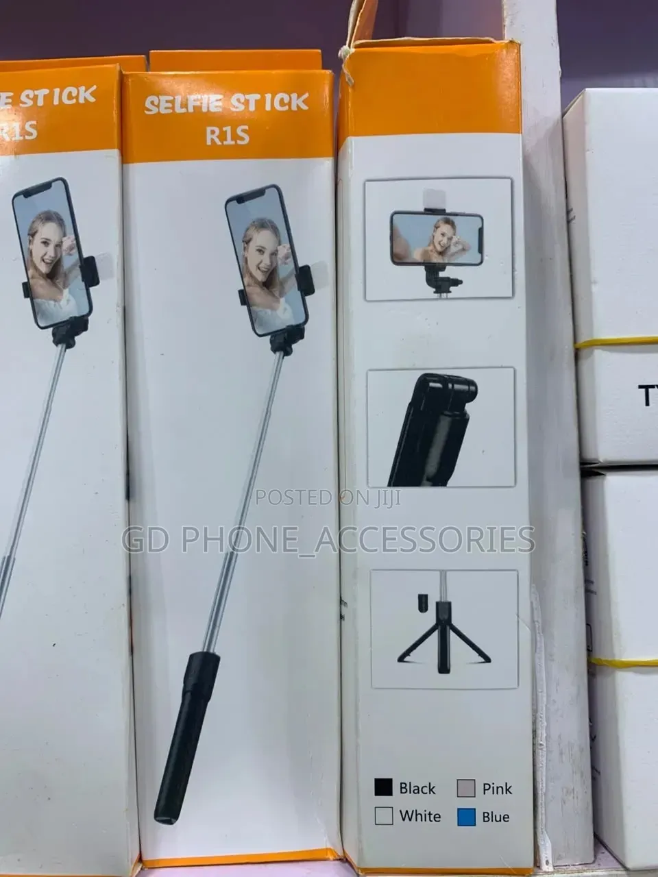 R1S Wireless Bluetooth Selfie Stick Tripod With Remote