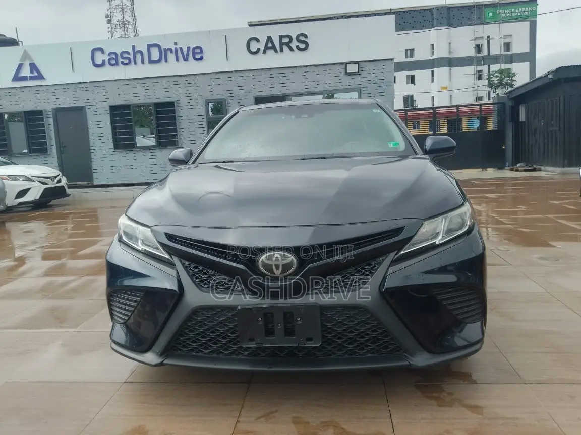 Toyota Corolla 2018 Purple