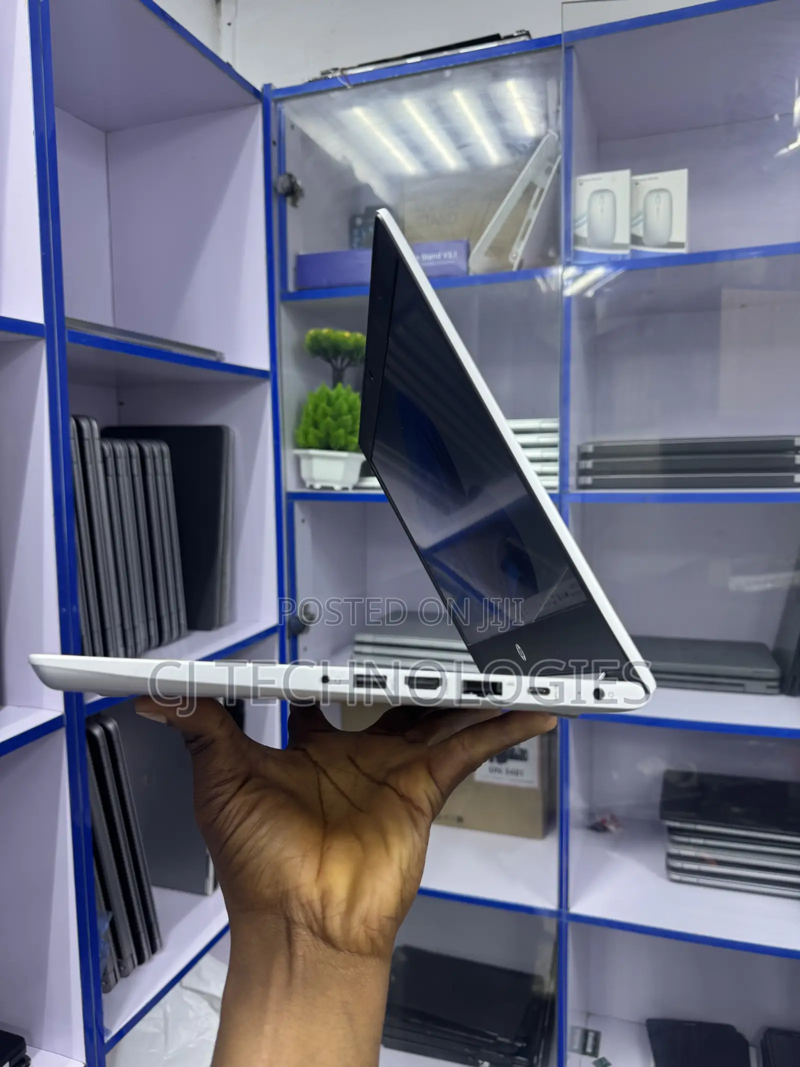 Laptop HP 430 G6 8GB Intel Core i5 SSD 256GB