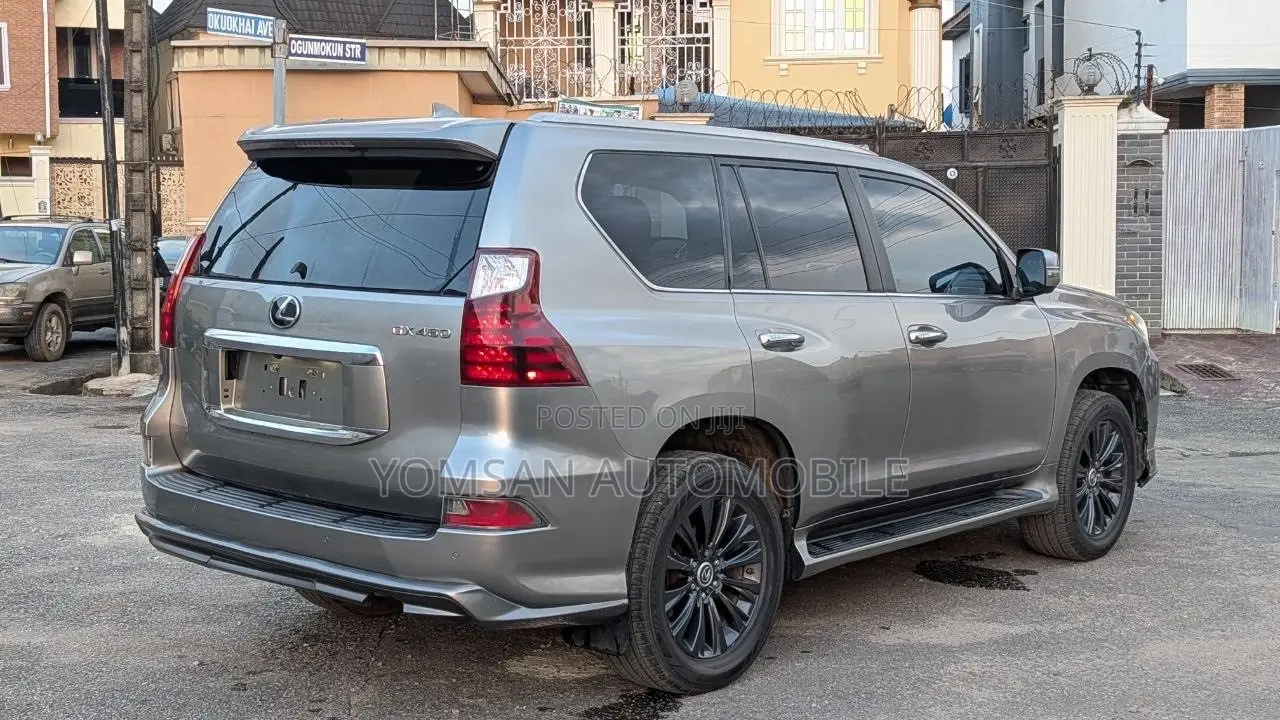 Lexus GX 460 2021 Gold