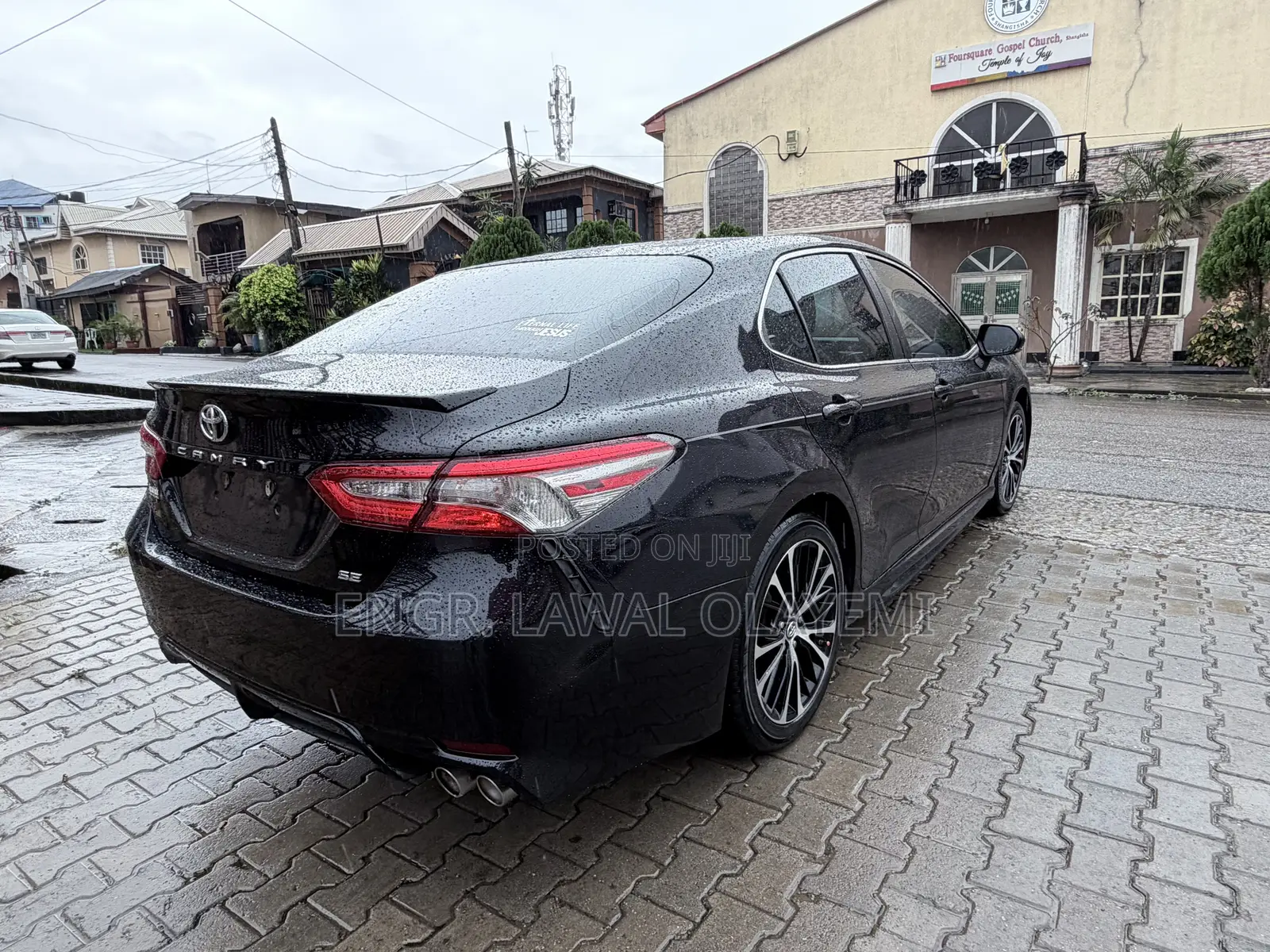 Toyota Camry SE FWD (2.5L 4cyl 8AM) 2018 Black