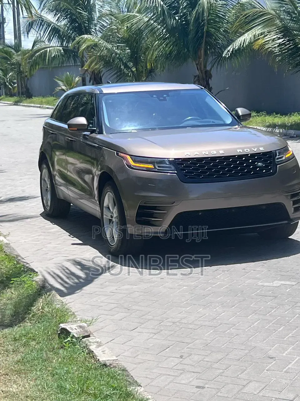 Land Rover Range Rover Velar 2018 Brown