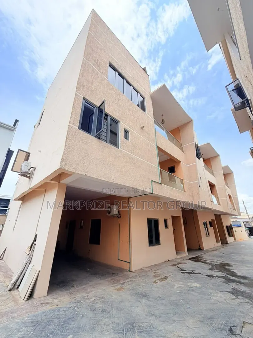 4bdrm Duplex in Ogudu Gra Phase 1 for sale